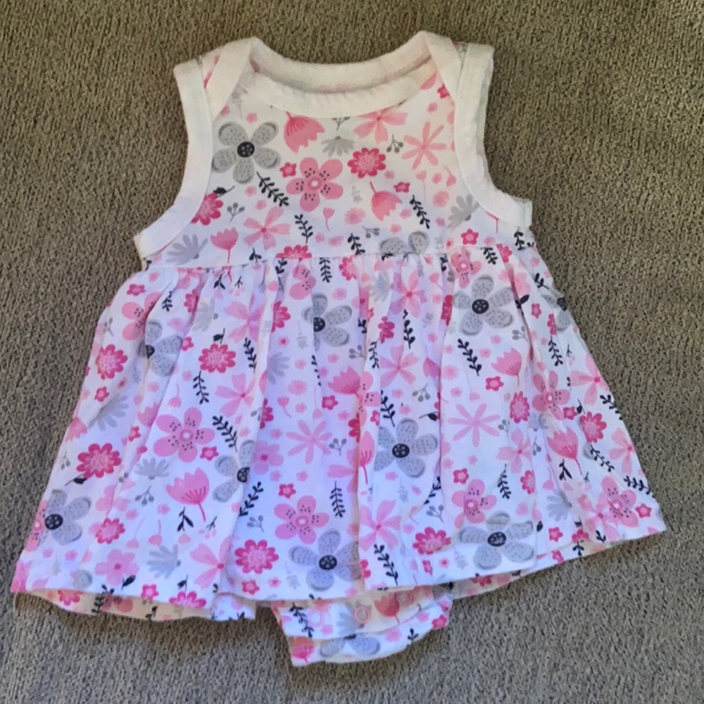 Infant girls 0/3mth onesie dress.